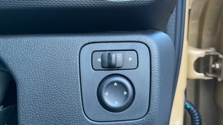 Dacia Spring 27kWh Extreme 65 48kW 5dr Auto Electric Hatchback